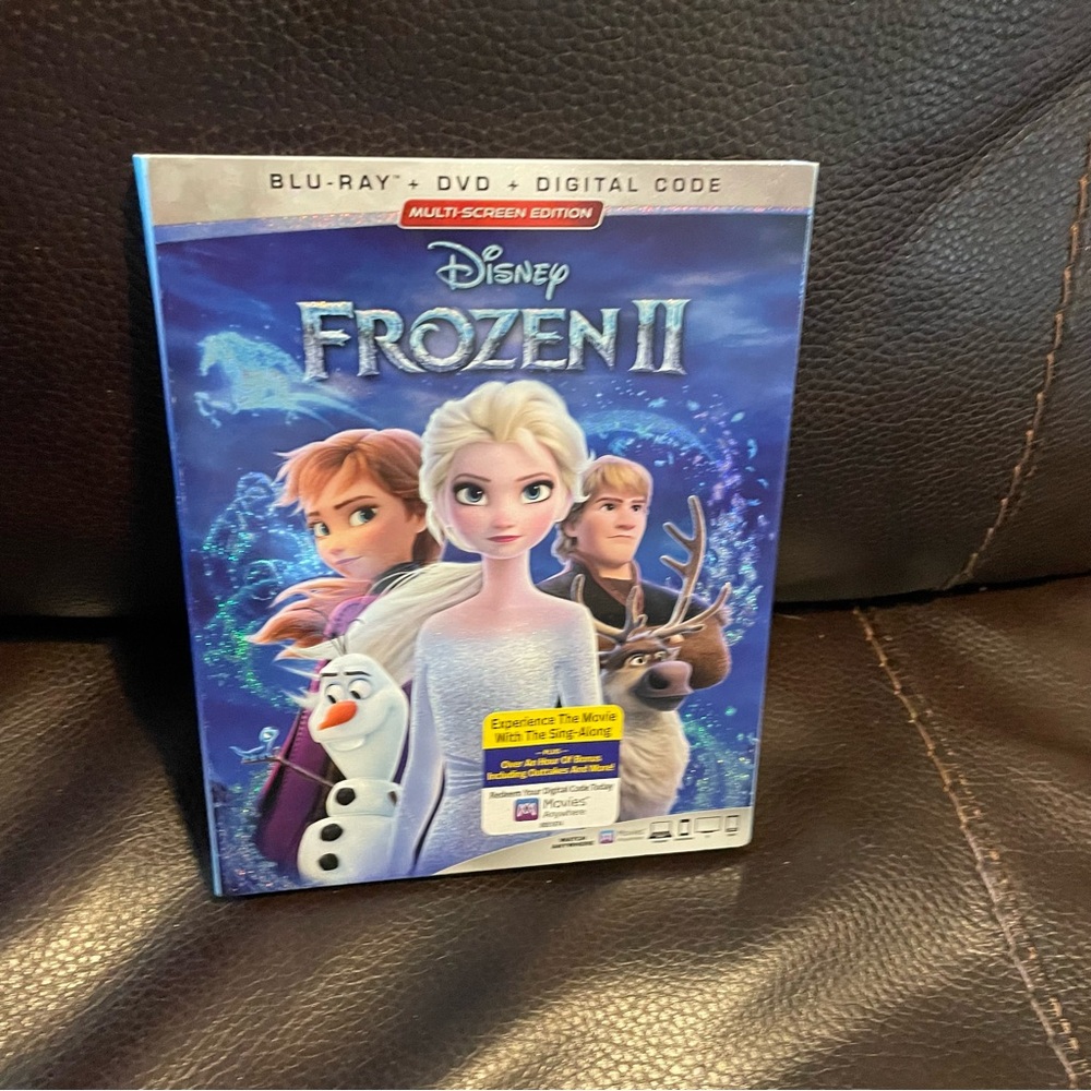 Disney Frozen II Blu-ray DVD with Blue and White Cover